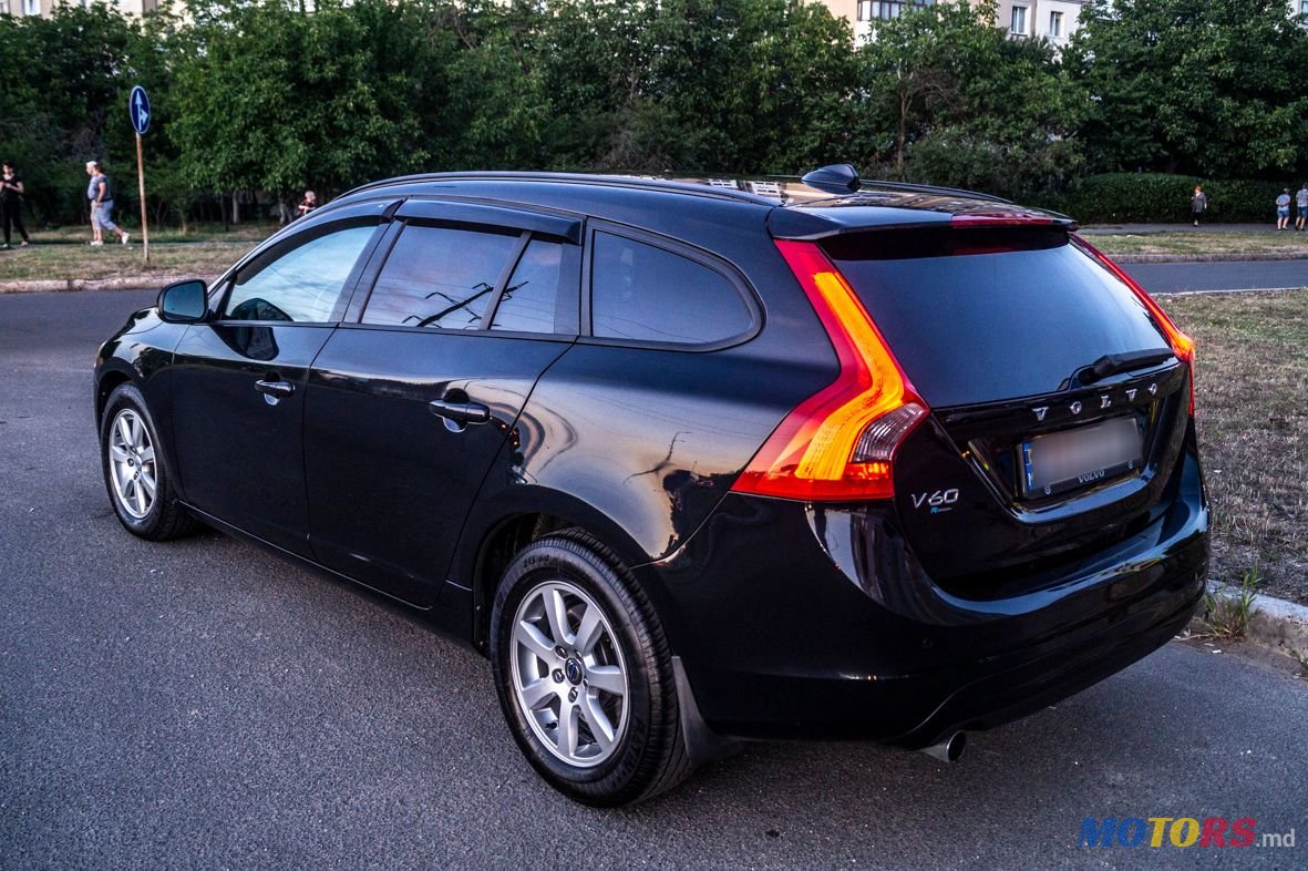 2014' Volvo V60 photo #5