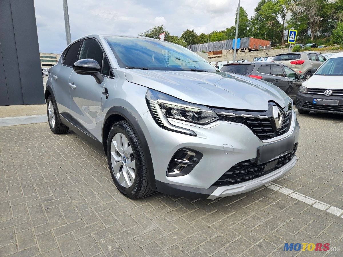 2021' Renault Captur photo #3