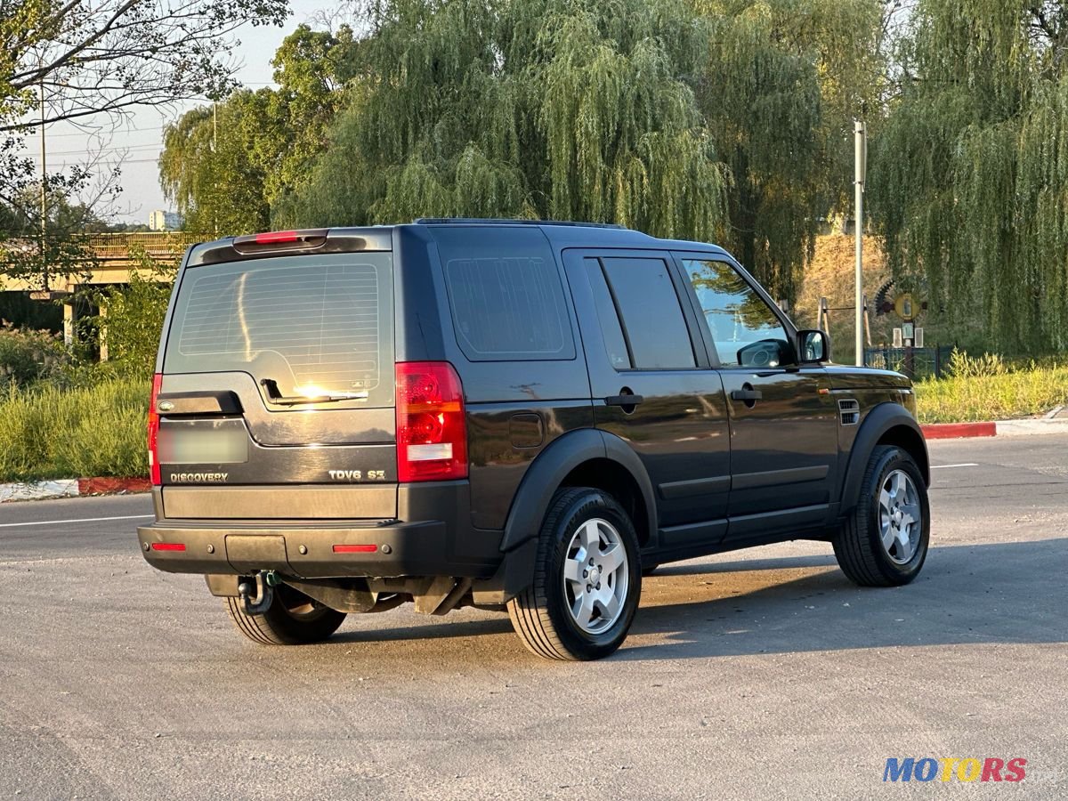 2005' Land Rover Discovery photo #2