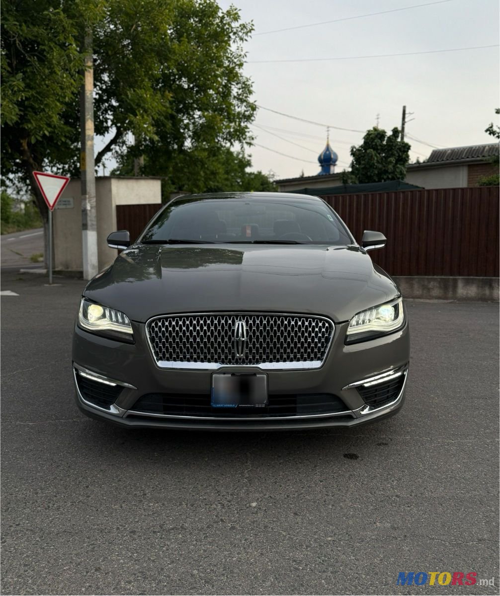 2017' Lincoln MKZ photo #3