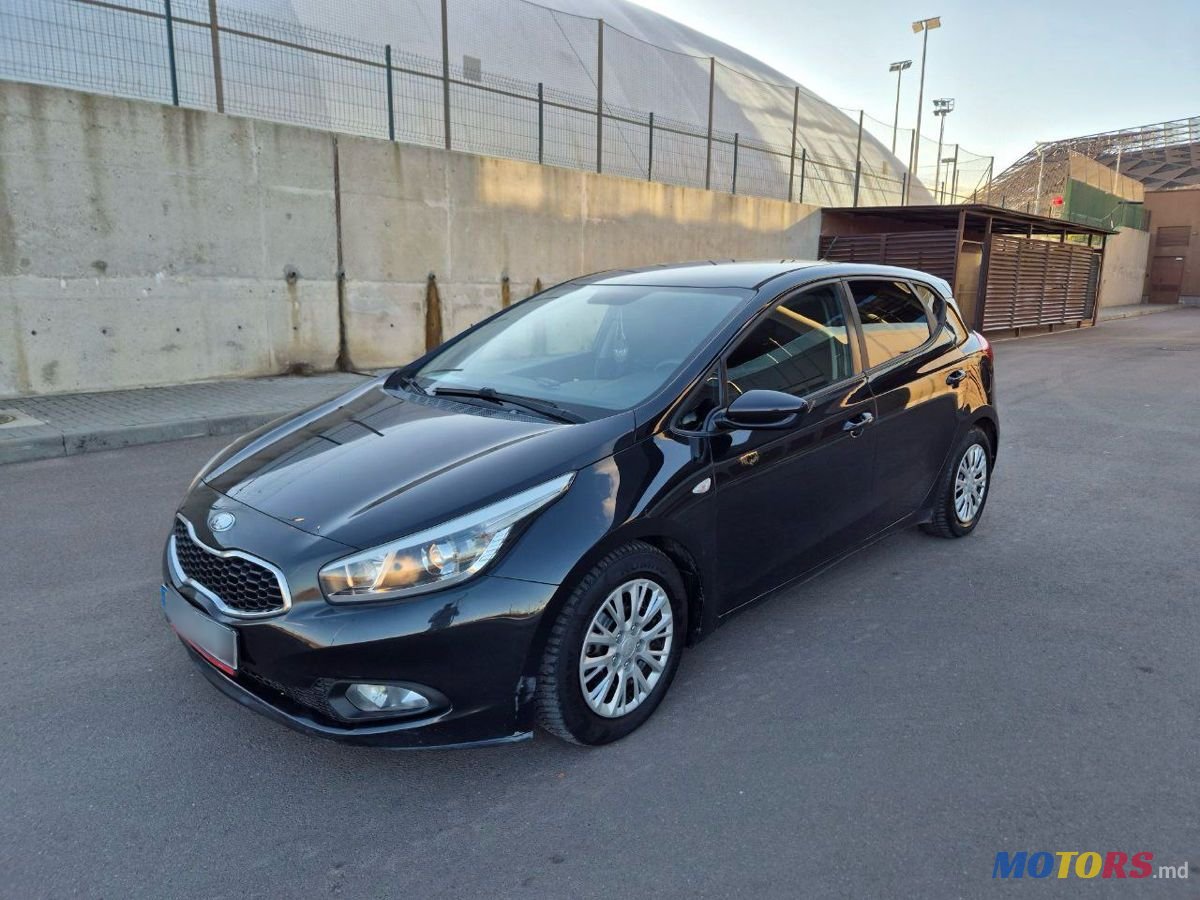 2013' Kia Ceed photo #1