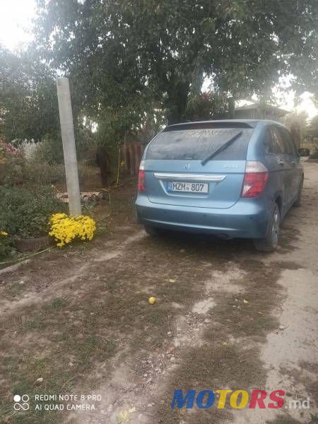 2005' Honda FR-V photo #4