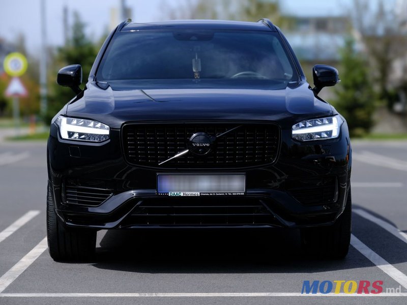 2022' Volvo XC90 photo #3