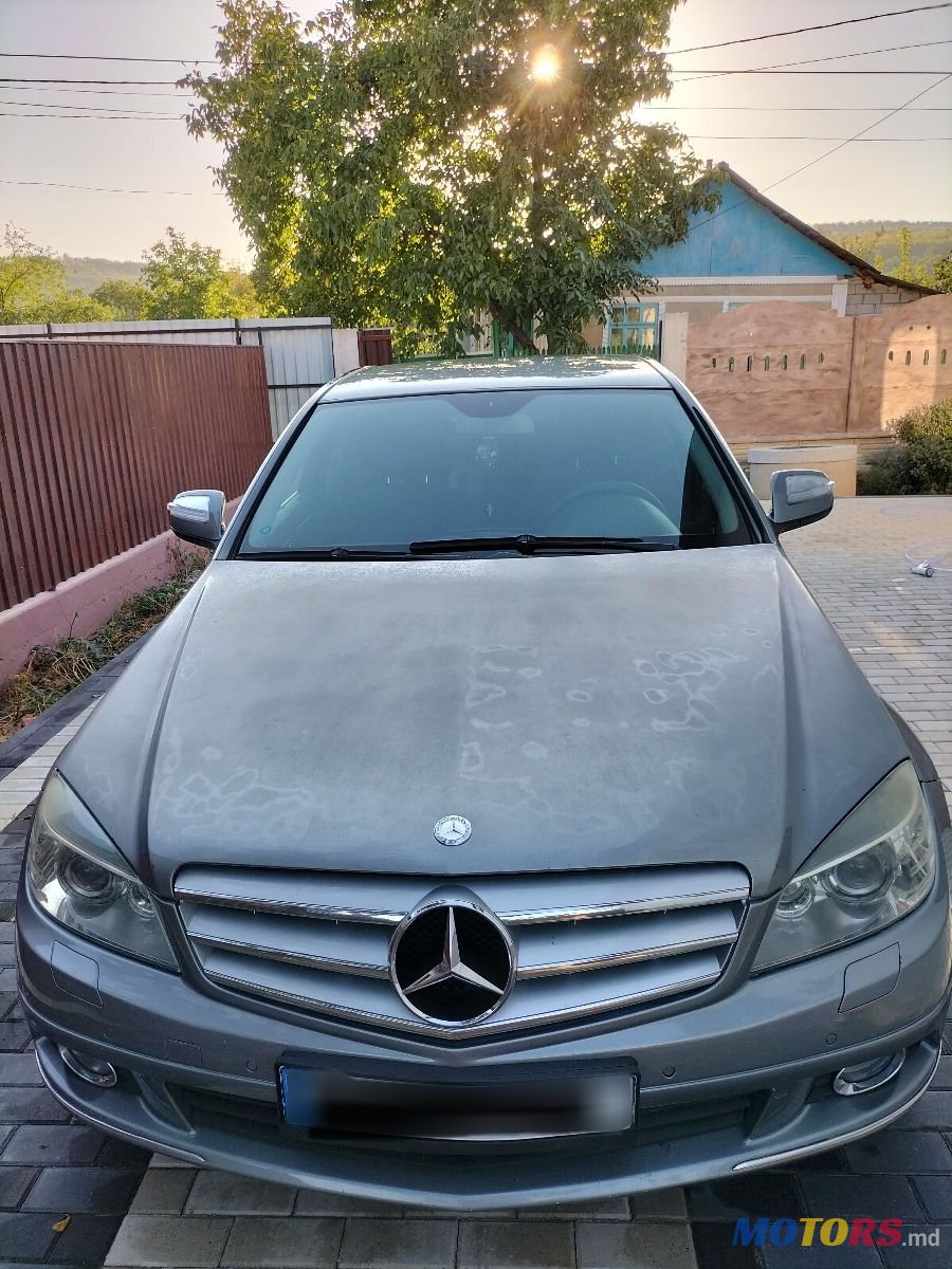2008' Mercedes-Benz C-Class photo #1
