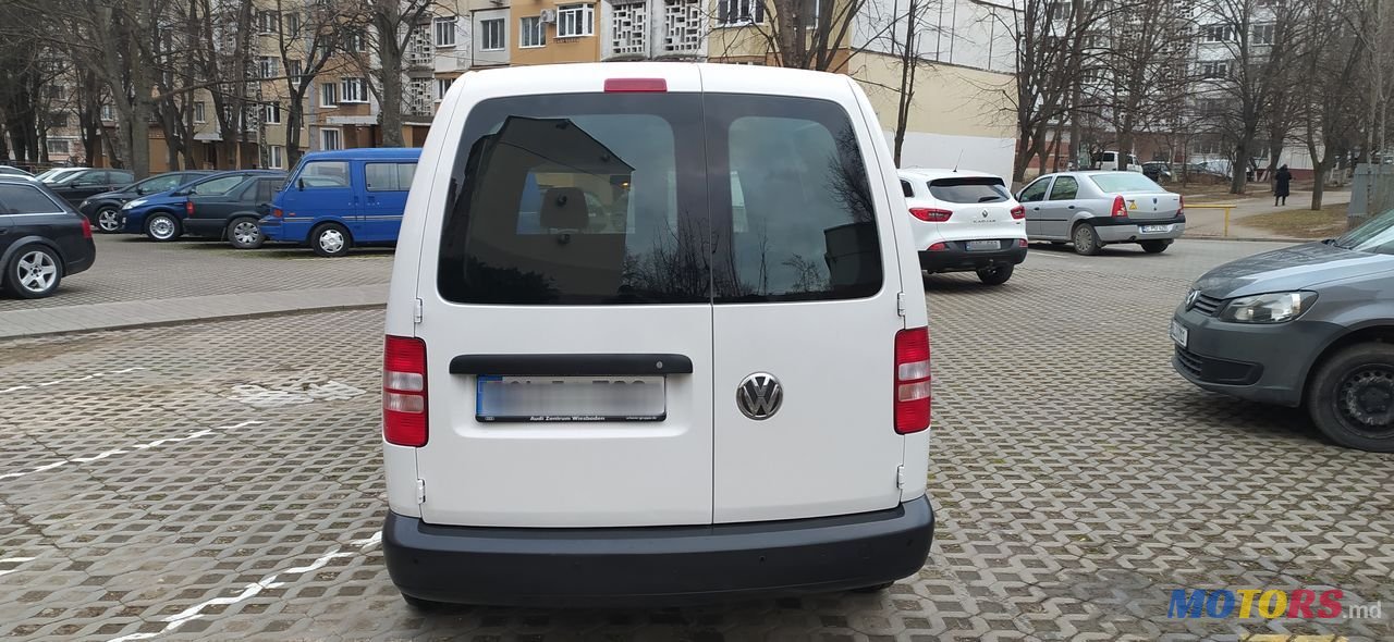 2013' Volkswagen Caddy photo #2