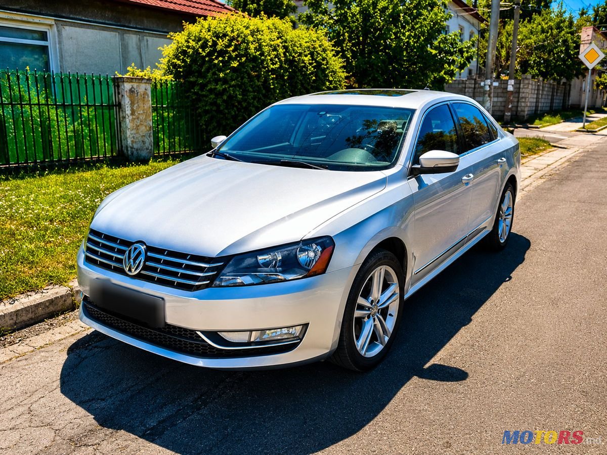 2014' Volkswagen Passat photo #1