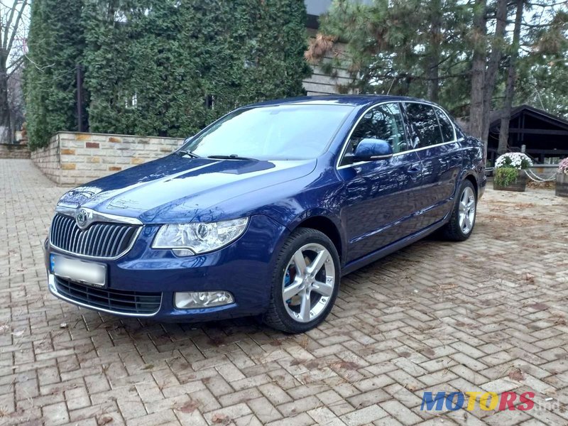 2009' Skoda Superb photo #4