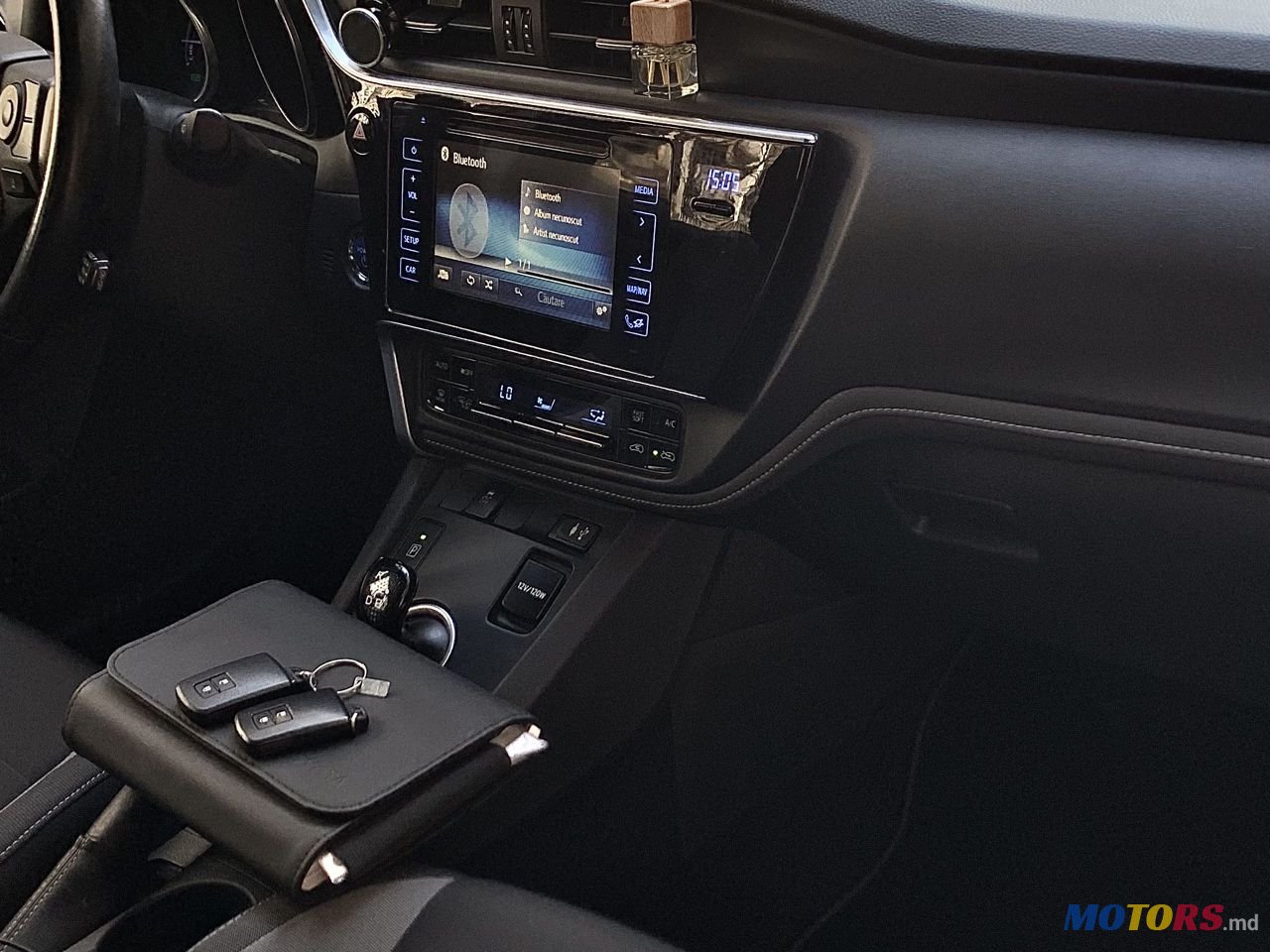 2017' Toyota Auris photo #5