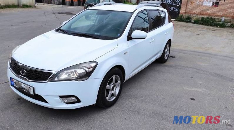 2010' Kia Ceed photo #3