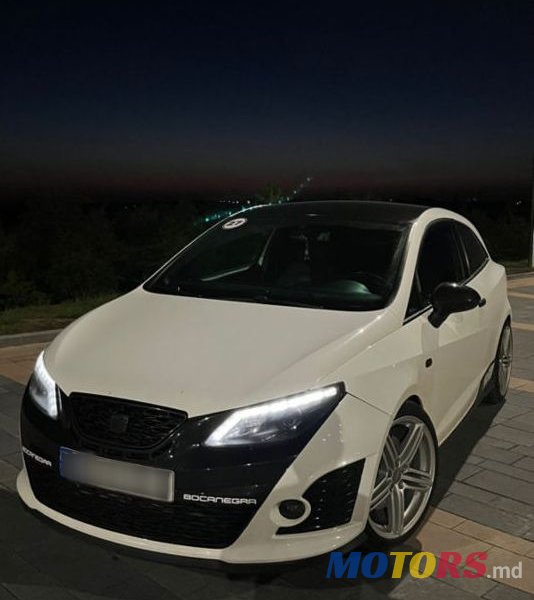 2010' SEAT Ibiza photo #2