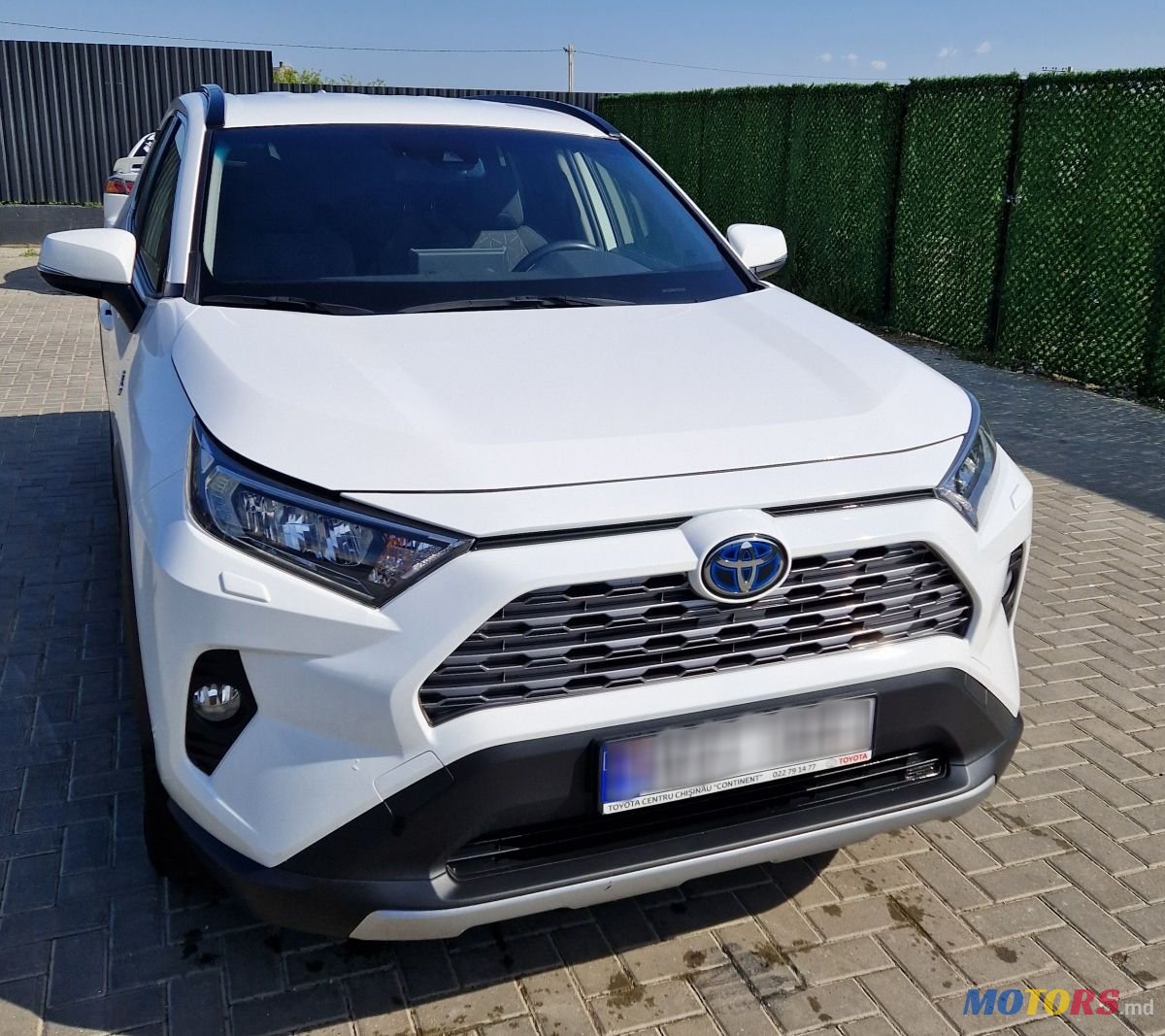 2020' Toyota RAV4 photo #1