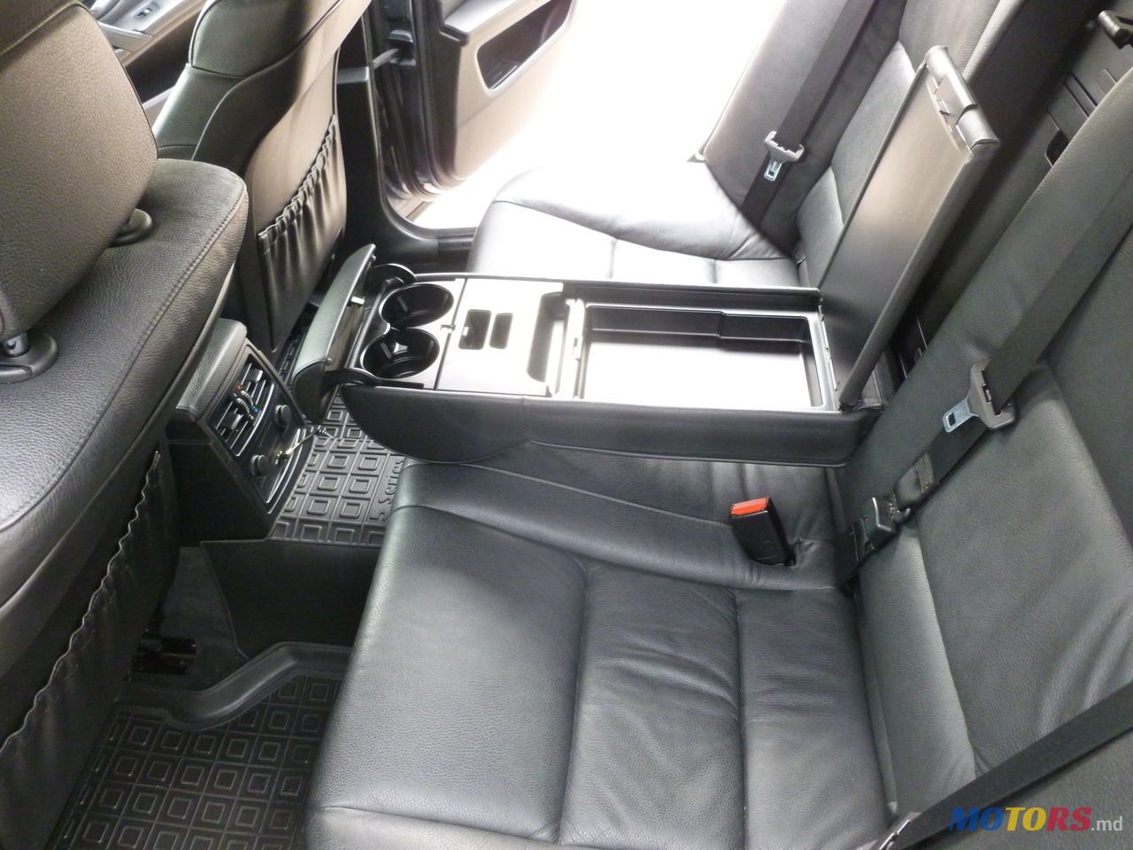 2007' BMW 5 Series photo #5