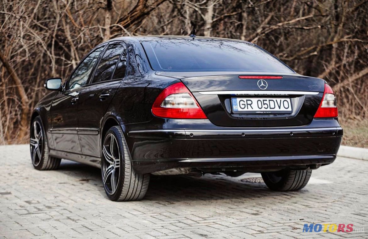 2007' Mercedes-Benz E Класс photo #6