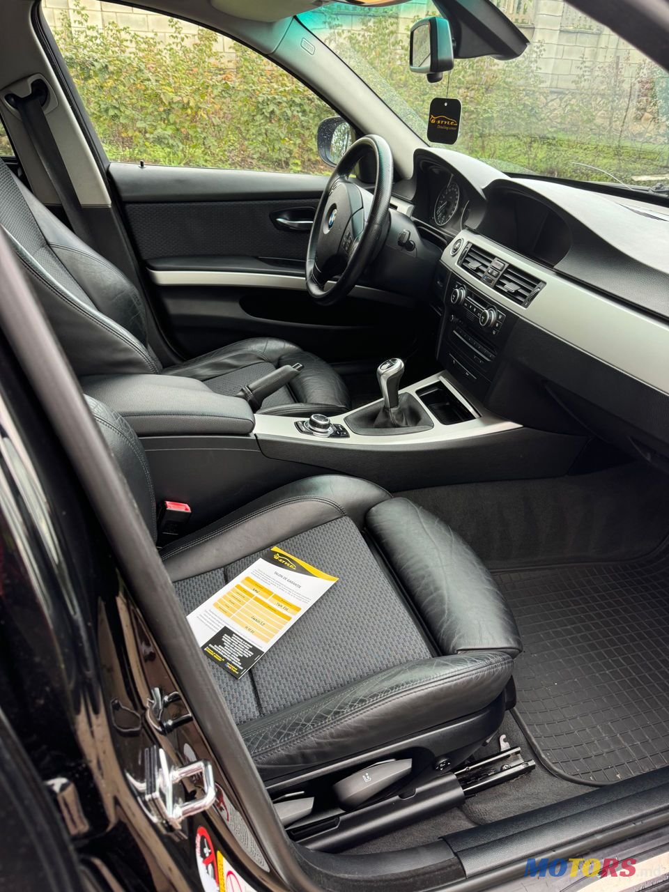 2008' BMW 3 Series photo #2