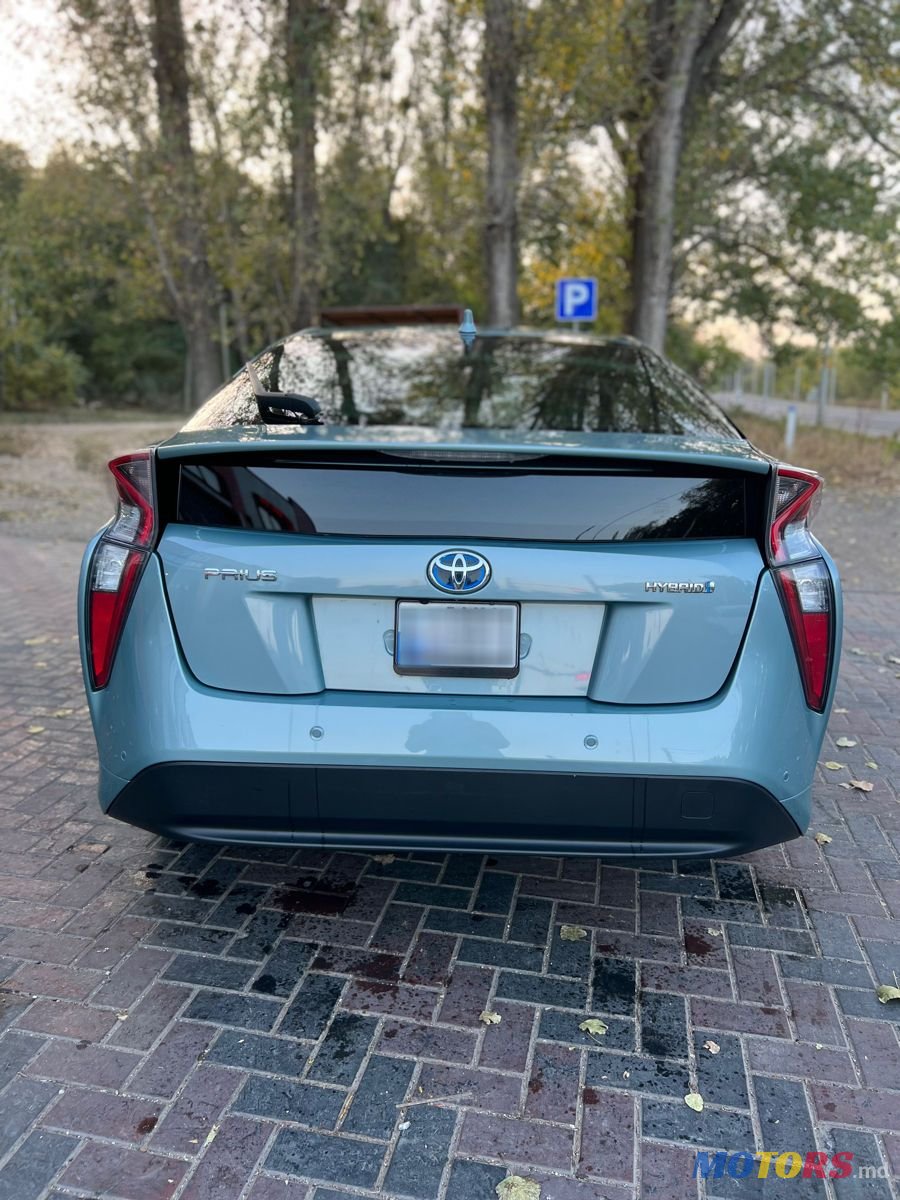 2016' Toyota Prius photo #5