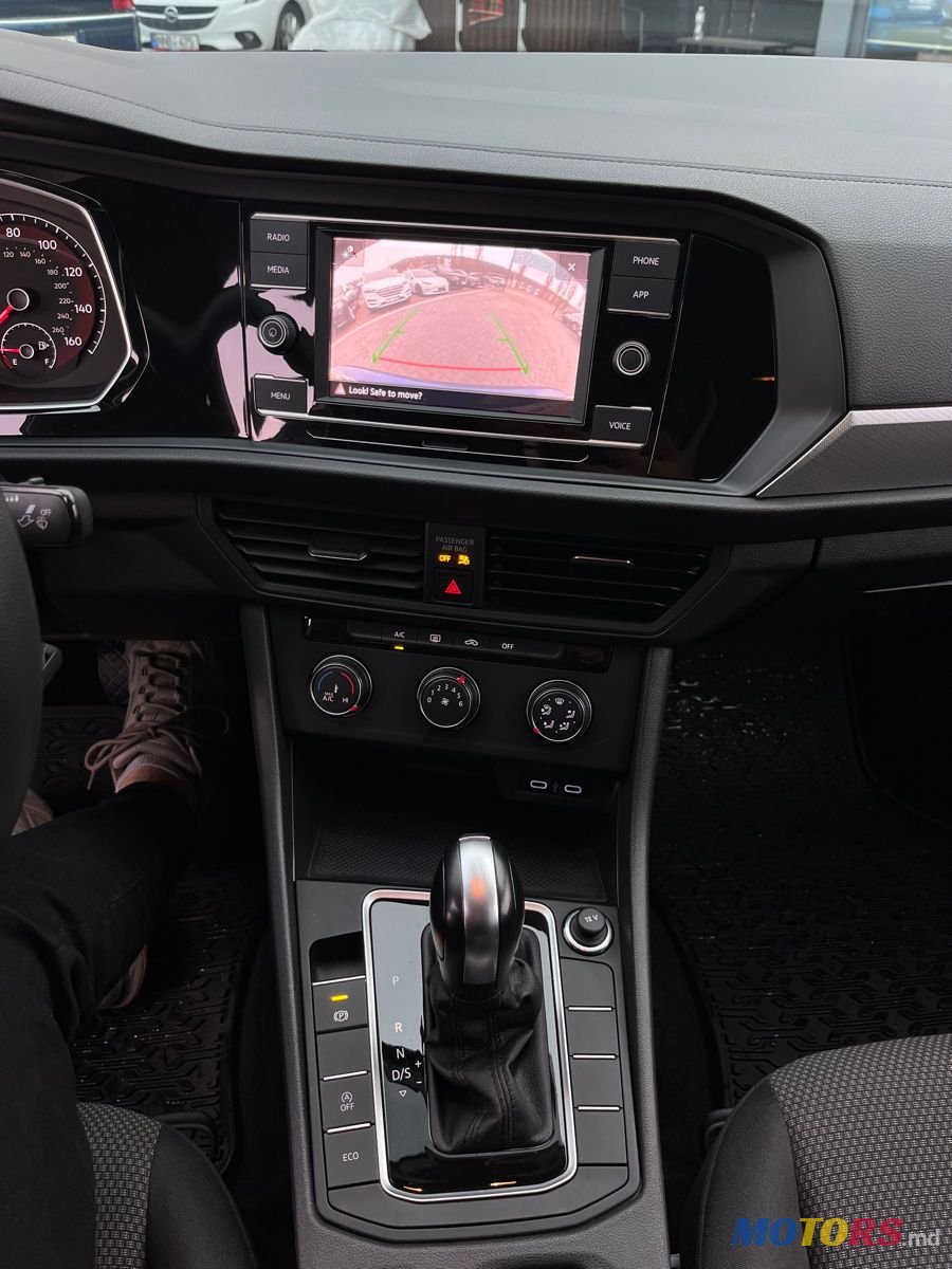 2020' Volkswagen Jetta photo #5