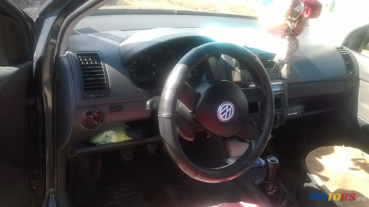 2003' Volkswagen Polo photo #6