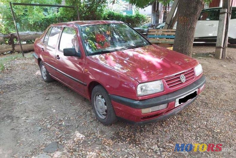 1993' Volkswagen Vento photo #1