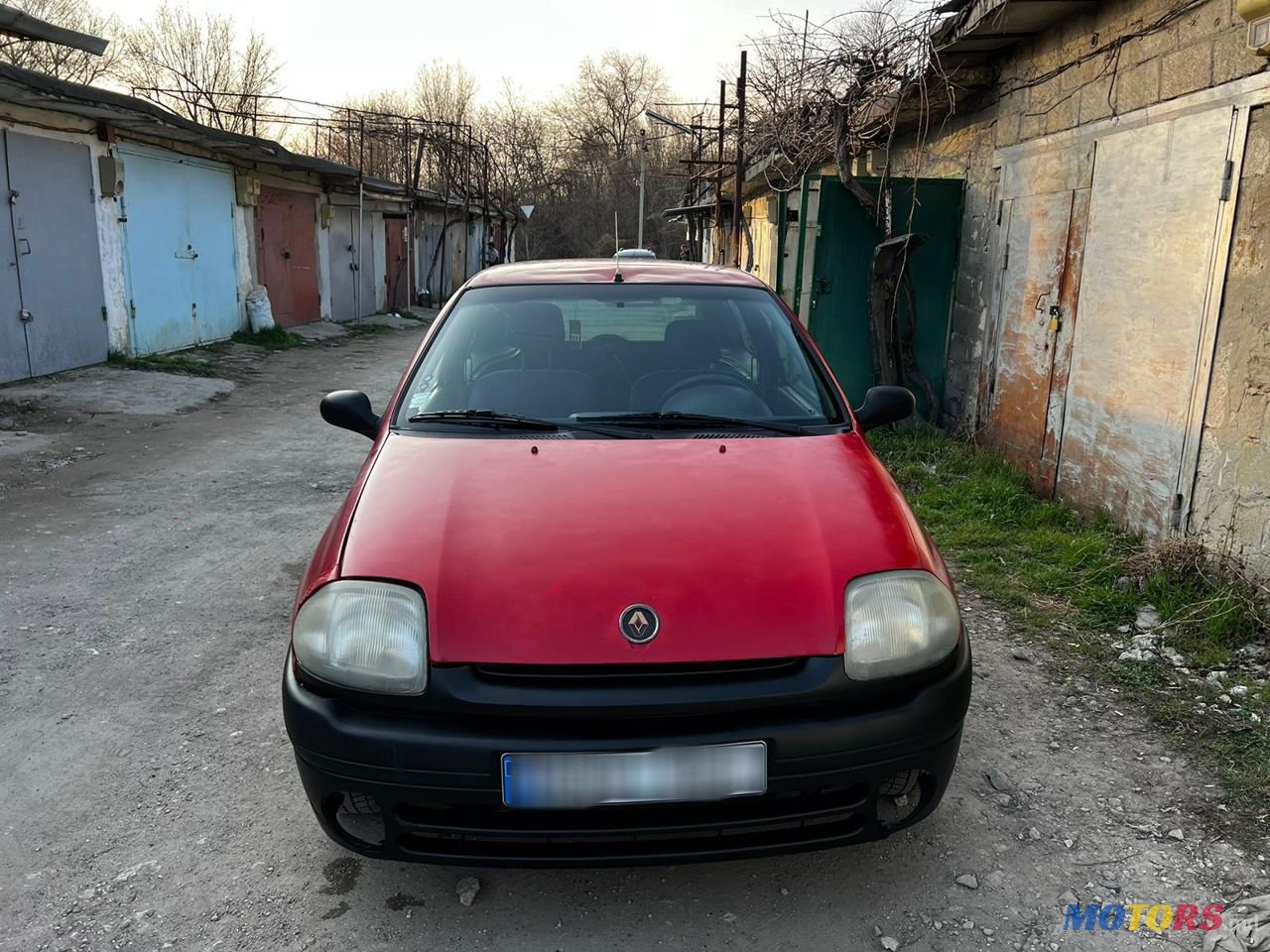 2000' Renault Clio photo #1