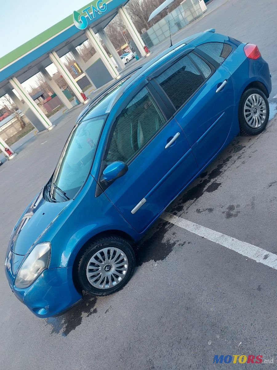 2009' Renault Clio photo #6