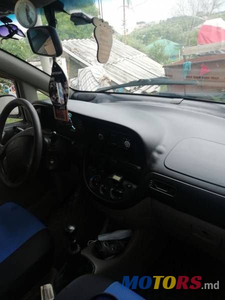 2003' Daewoo Tacuma photo #5