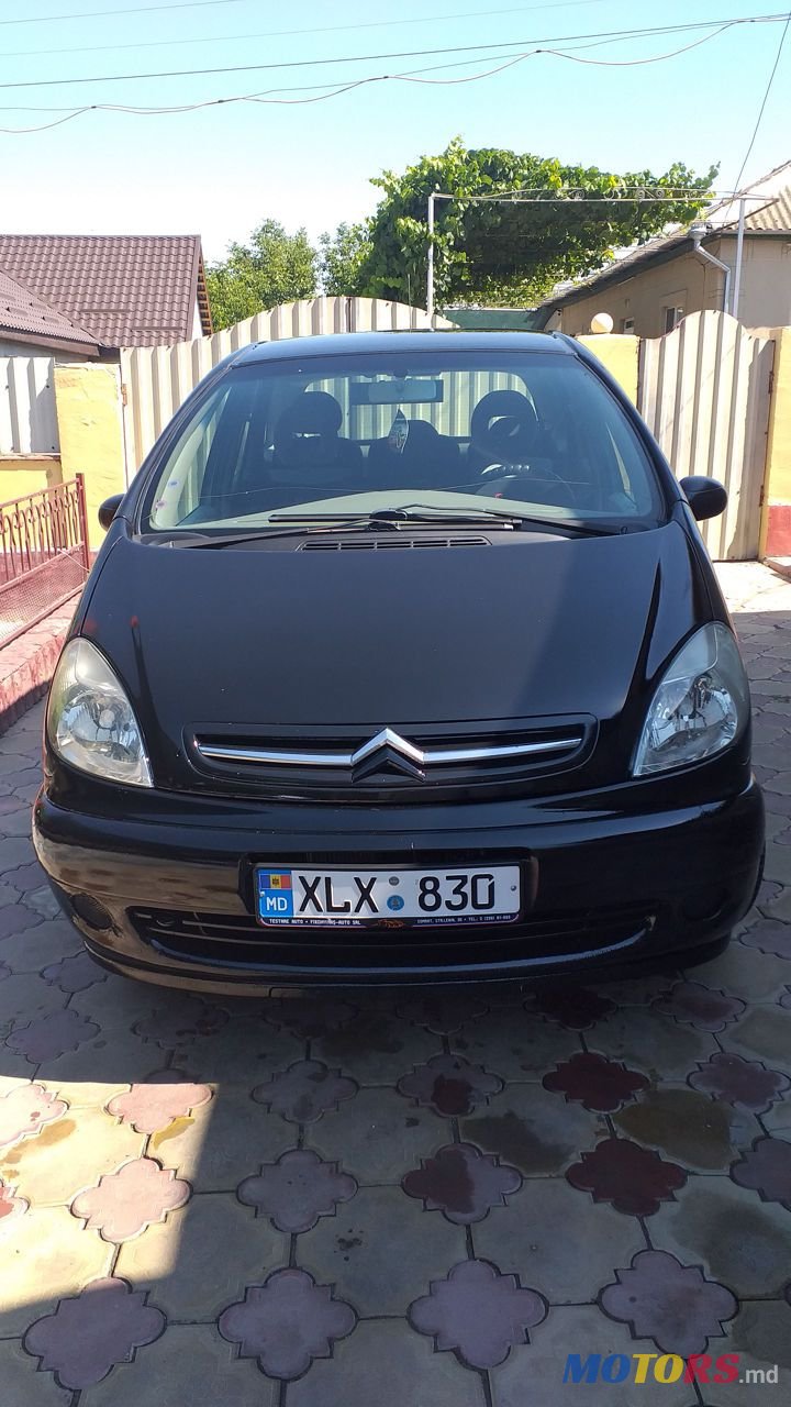 2004' Citroen Xsara Picasso photo #1