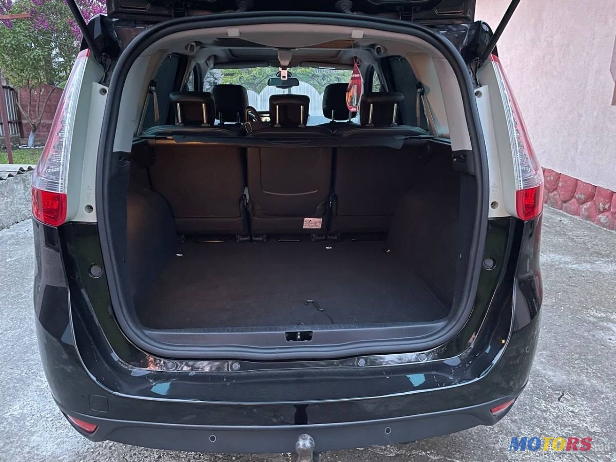 2014' Renault Grand Scenic photo #6