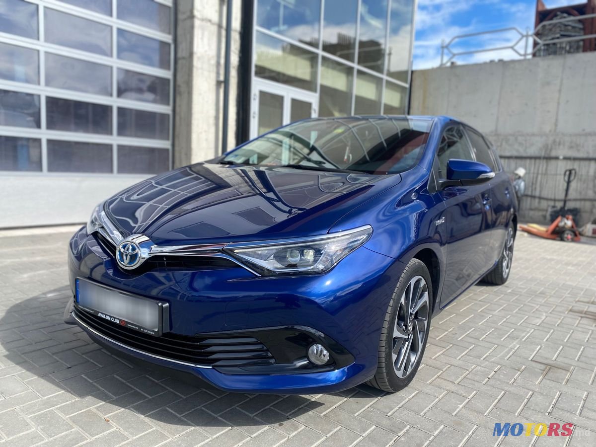 2016' Toyota Auris photo #2
