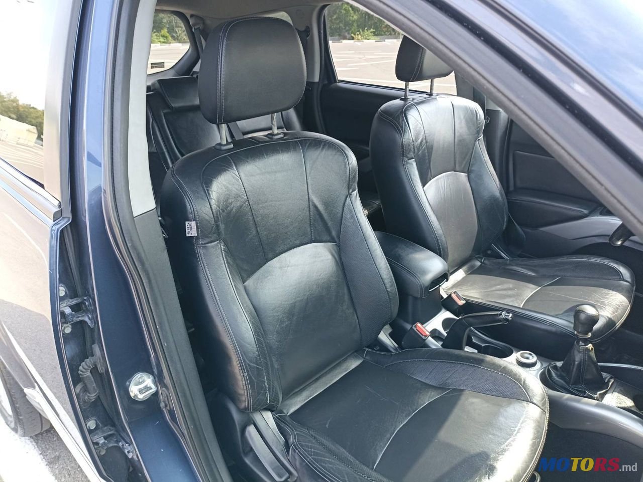 2007' Mitsubishi Outlander photo #5