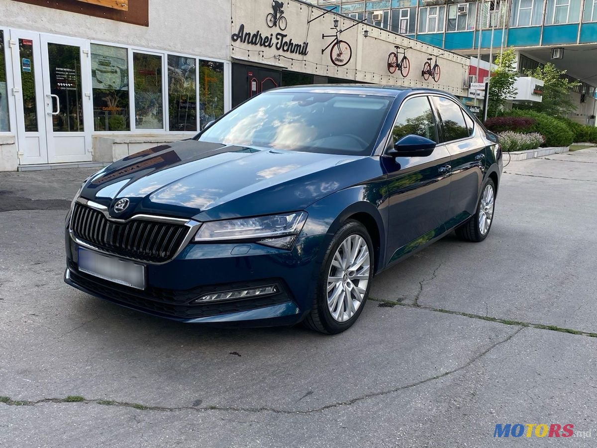 2020' Skoda Superb photo #2