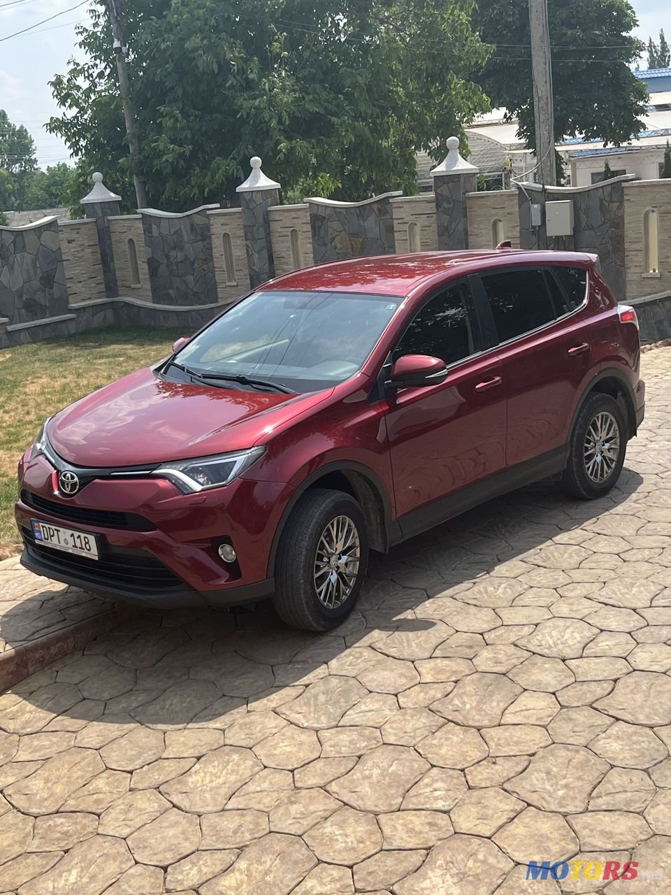 2018' Toyota RAV4 photo #4