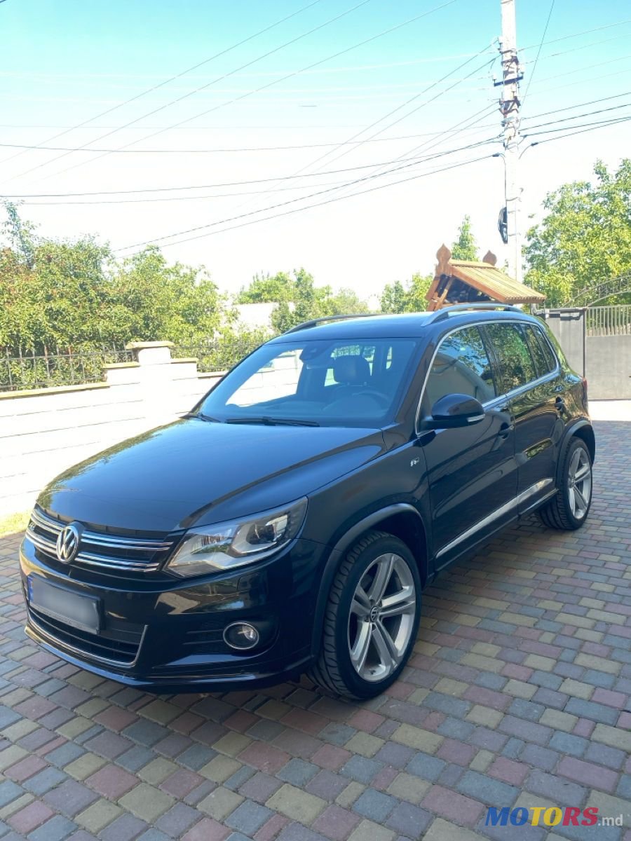 2014' Volkswagen Tiguan photo #3