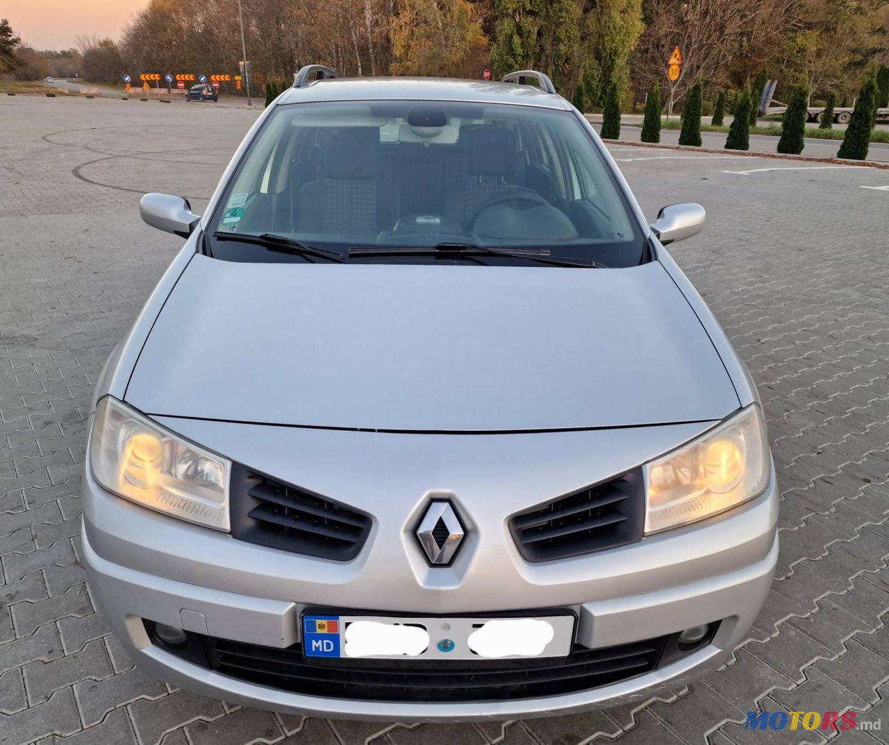 2007' Renault Megane photo #3