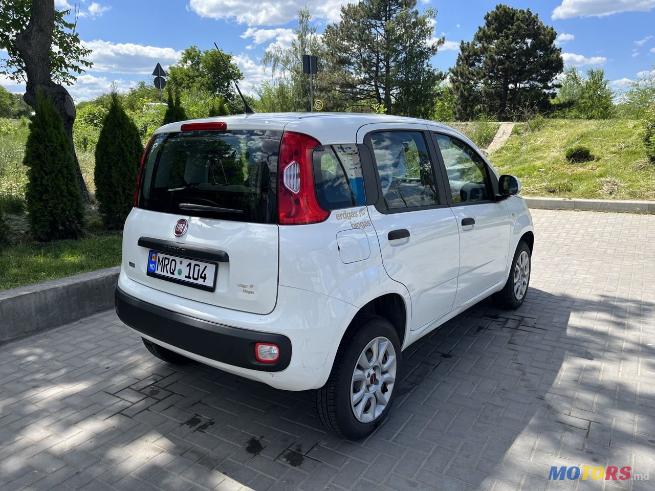 2015' Fiat Panda photo #5