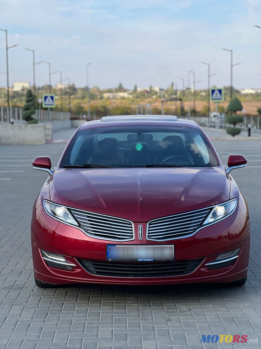 2015' Lincoln MKZ photo #2