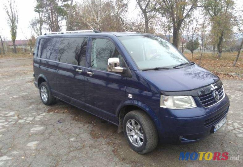 2007' Volkswagen Transporter photo #1