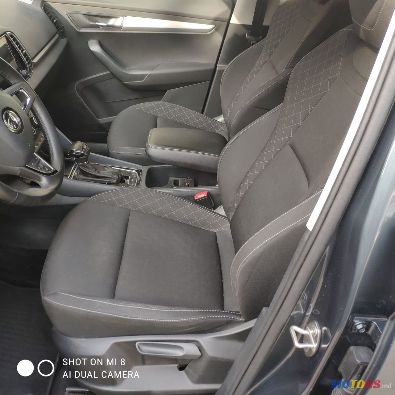 2019' Skoda Karoq photo #5