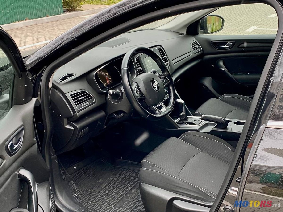 2017' Renault Megane photo #6