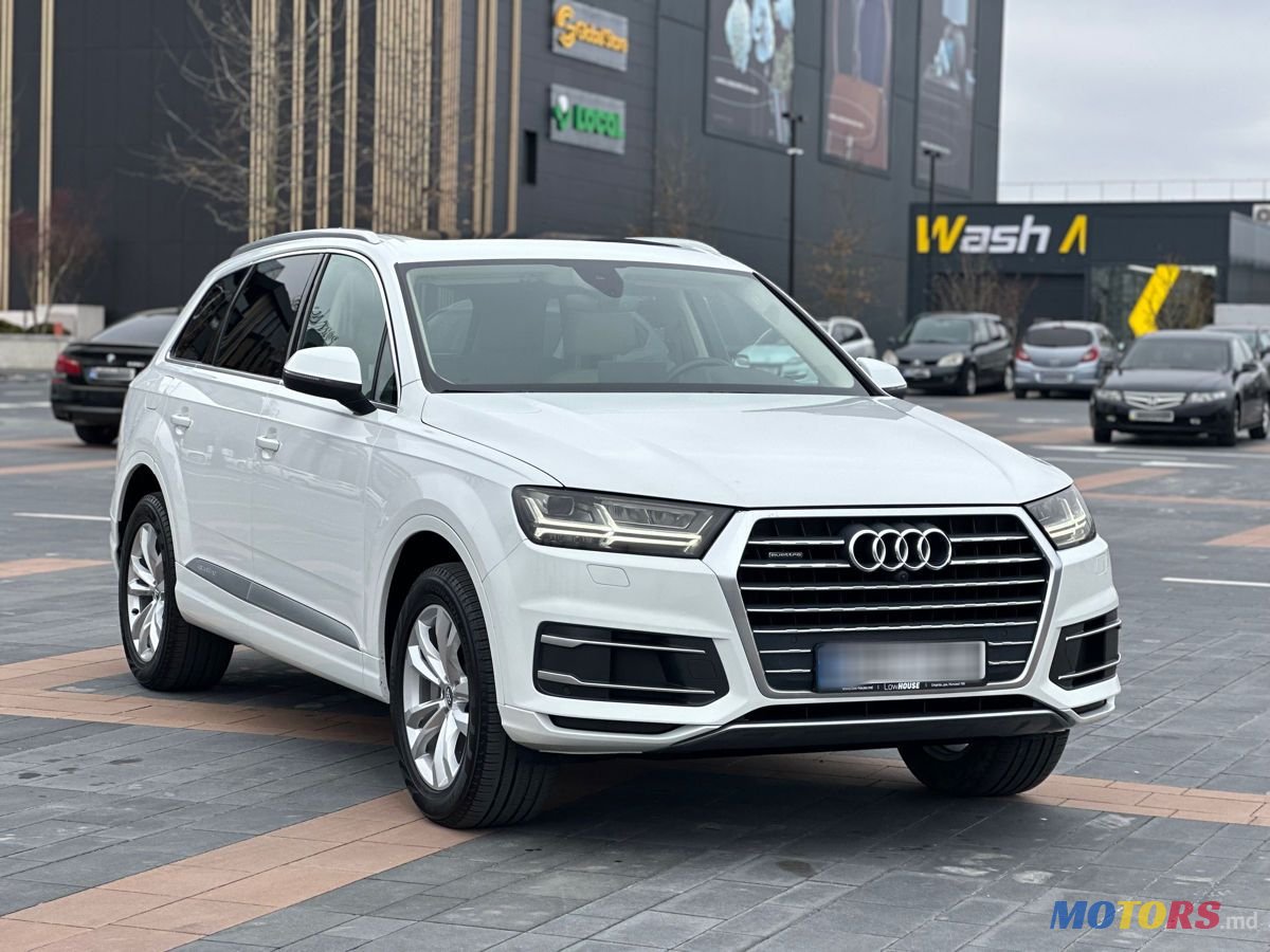 2019' Audi Q7 photo #5