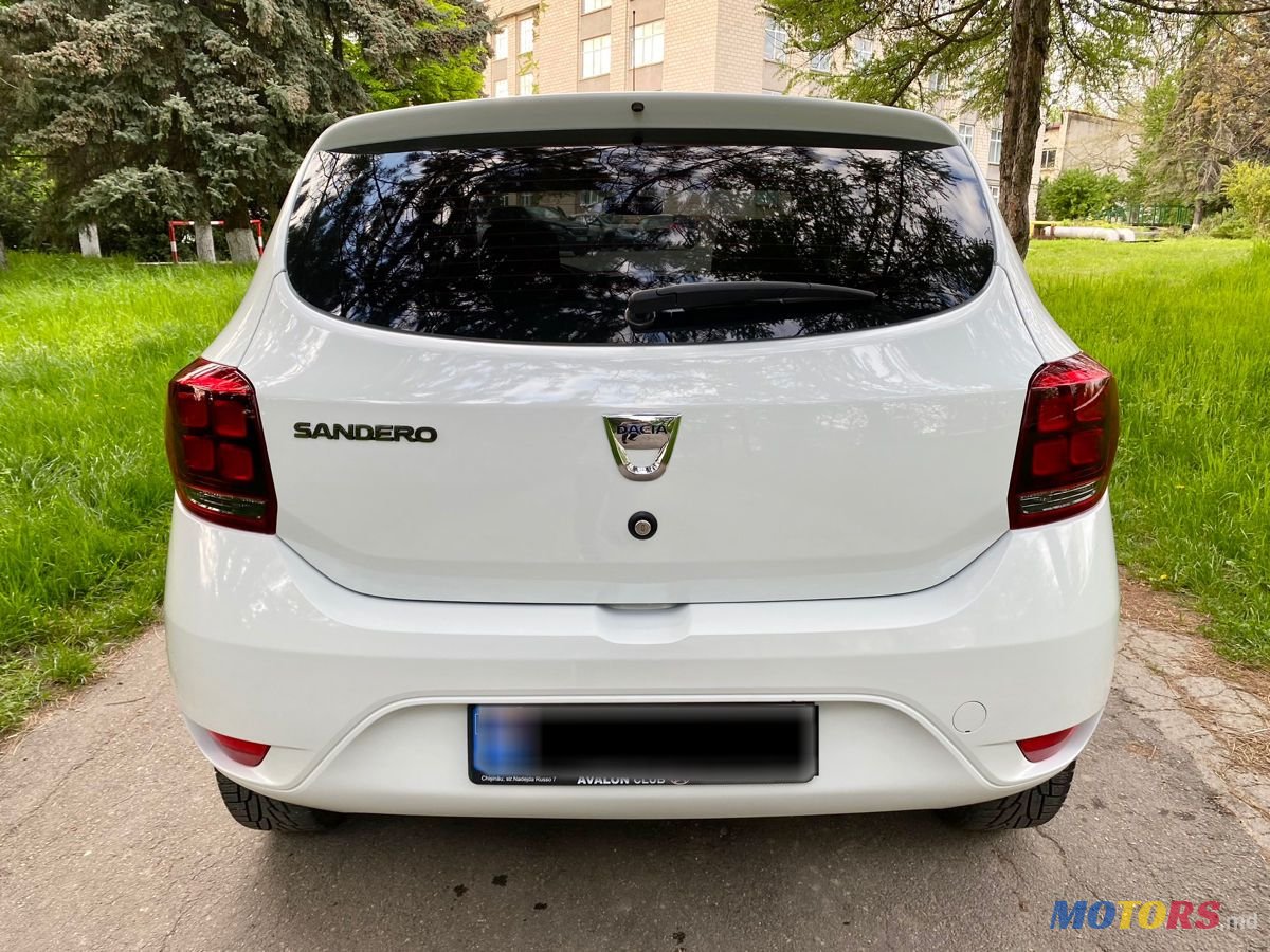 2017' Dacia Sandero photo #2