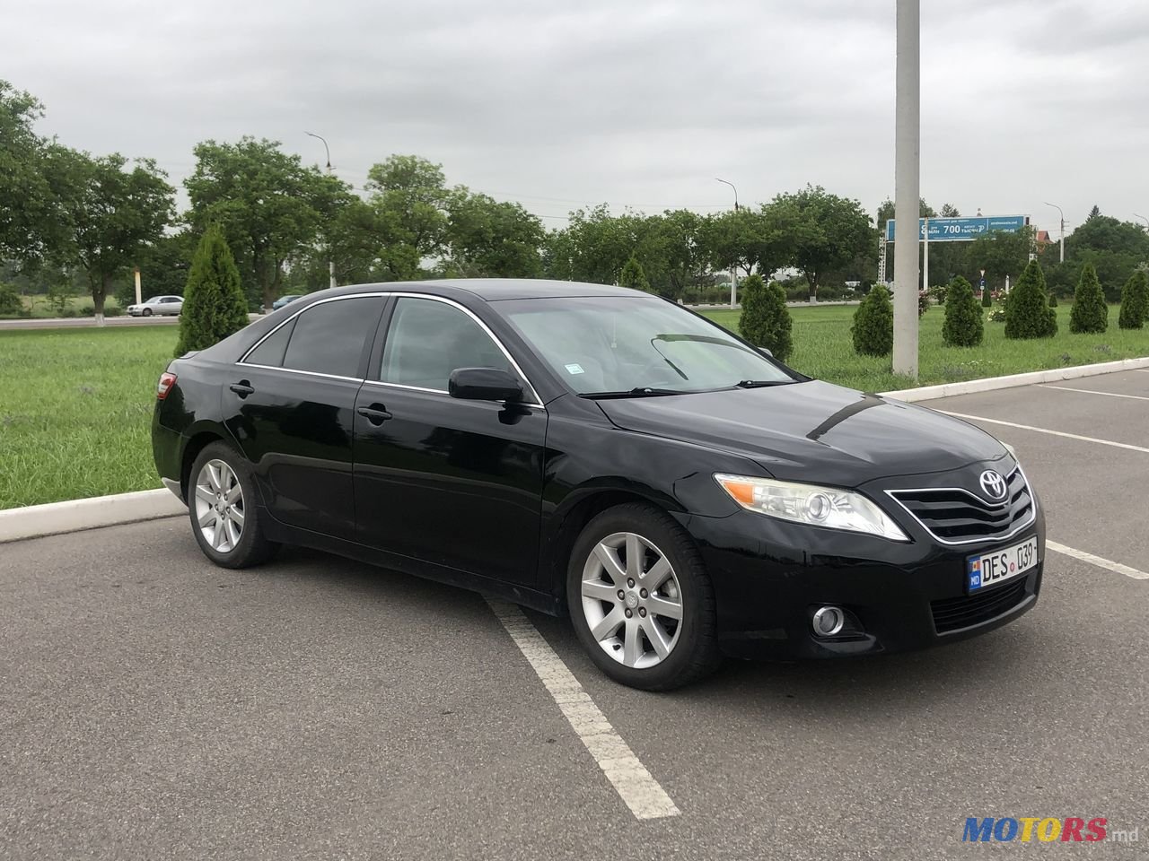 2010' Toyota Camry photo #3