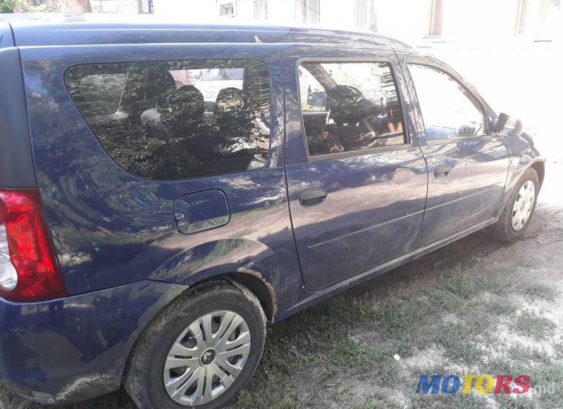 2008' Dacia Logan photo #2