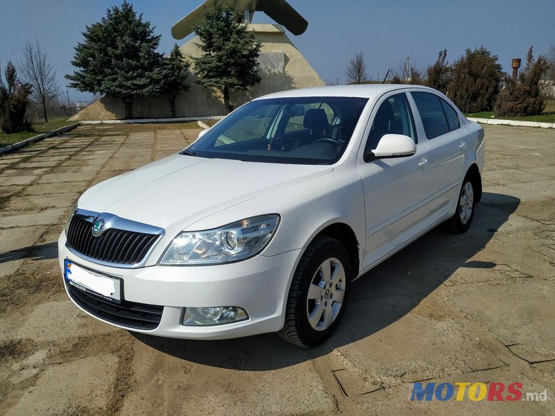 2012' Skoda Octavia photo #2