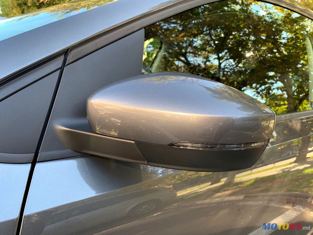 2012' Volkswagen Polo photo #6