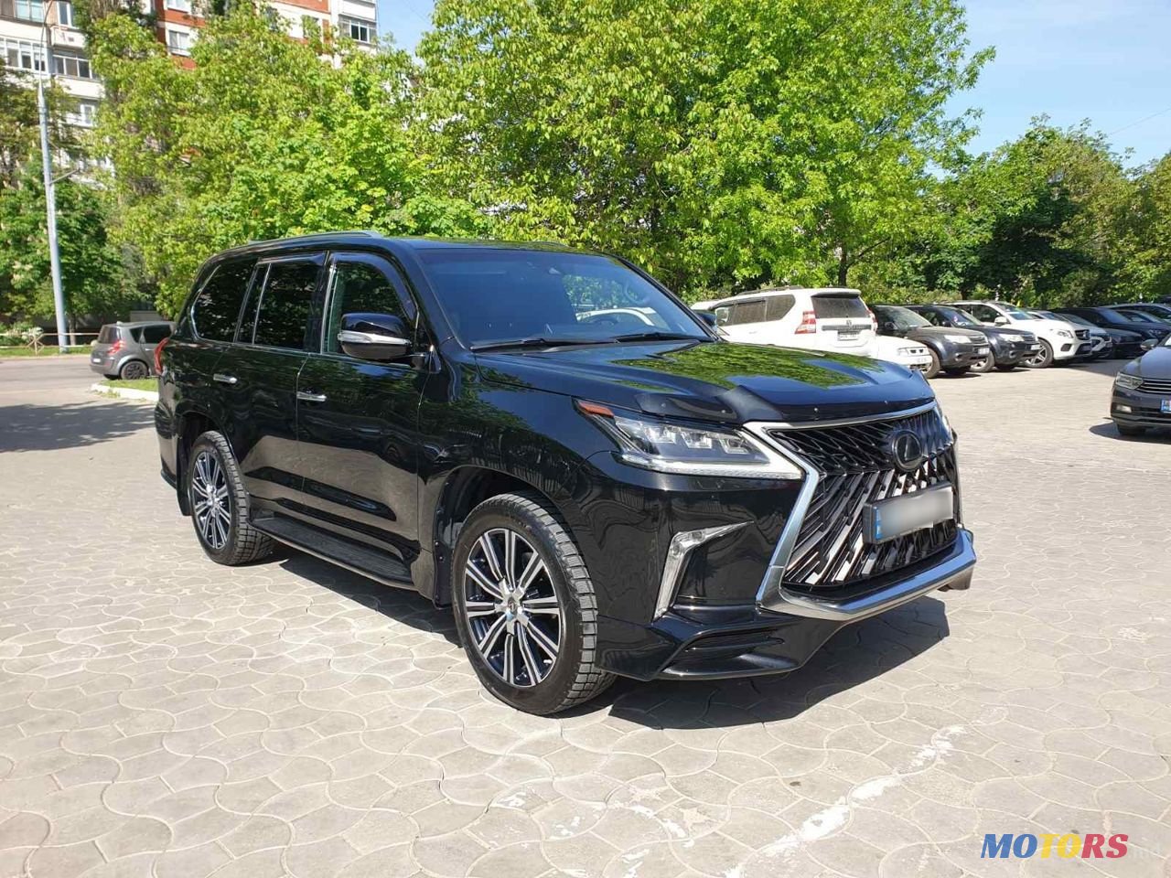 2019' Lexus Lx Series photo #3