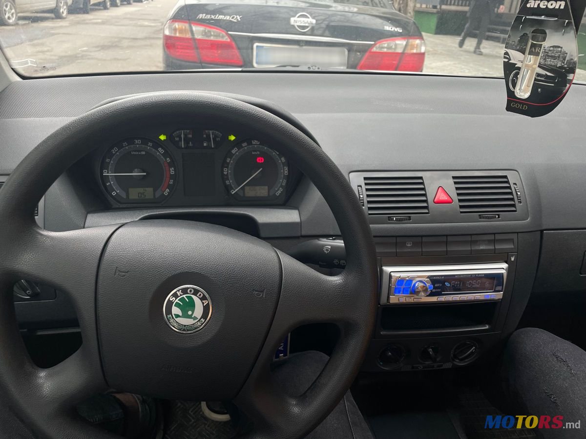 2007' Skoda Fabia photo #5