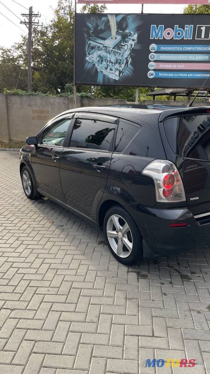 2006' Toyota Corolla Verso photo #4