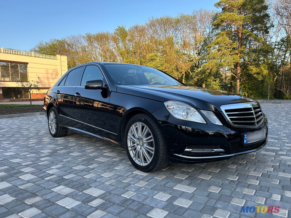 2012' Mercedes-Benz E-Class photo #5