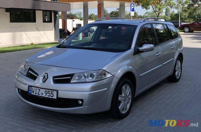 2008' Renault Megane photo #1