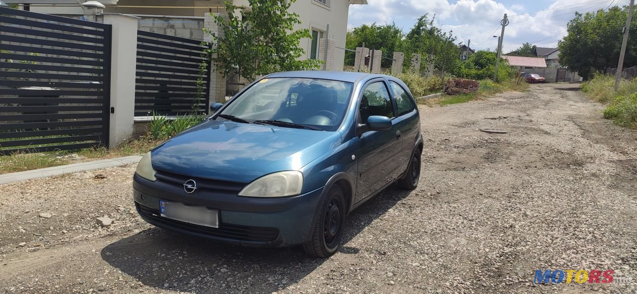 2001' Opel Corsa photo #1
